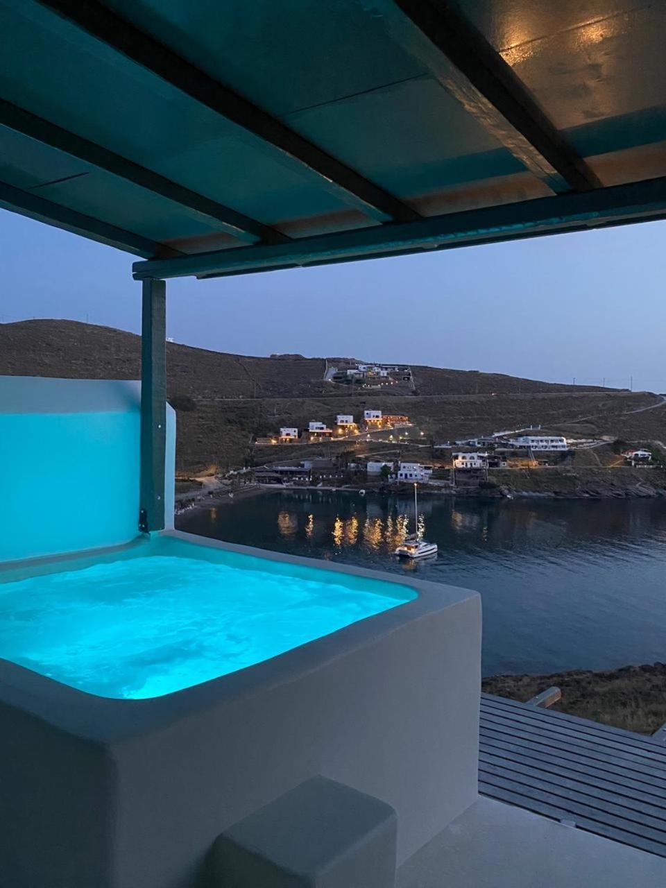 Vista Mare Suites Kythnos Exterior photo